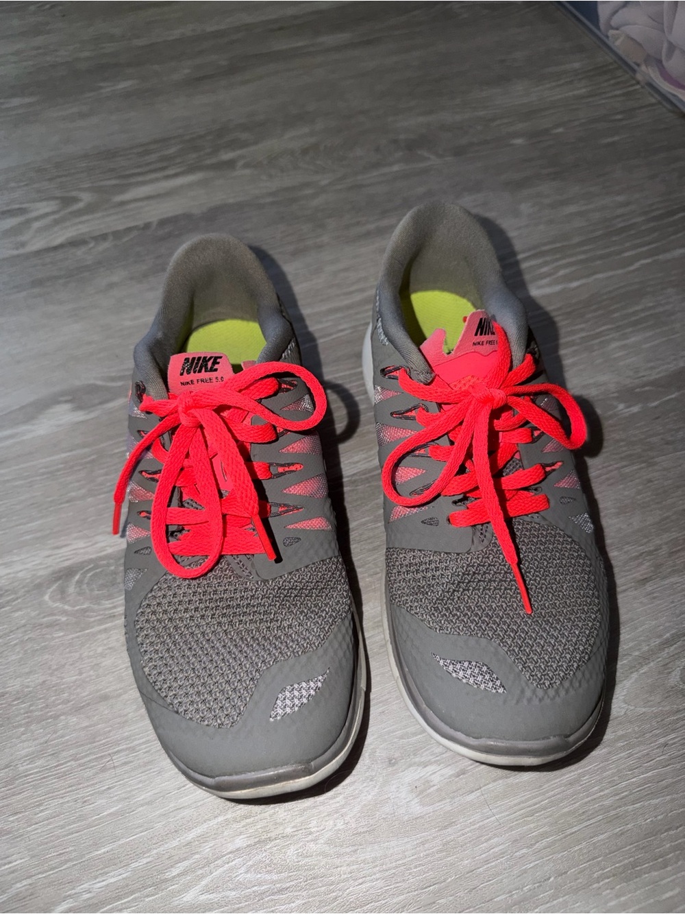 Nike 5.0 free Gray Sneakers with Neon orange Laces